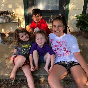 Meet your Posher, Claire